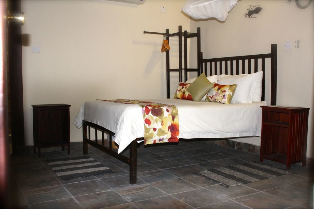 Thebe River Safaris Kasane Esterno foto