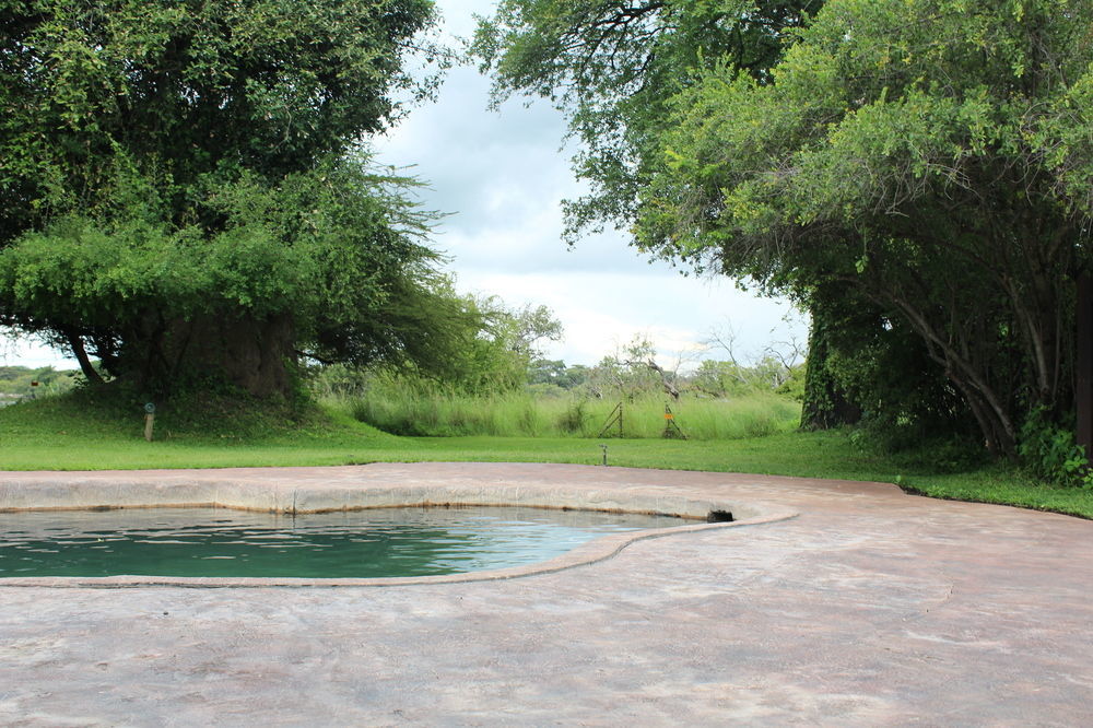Thebe River Safaris Kasane Esterno foto