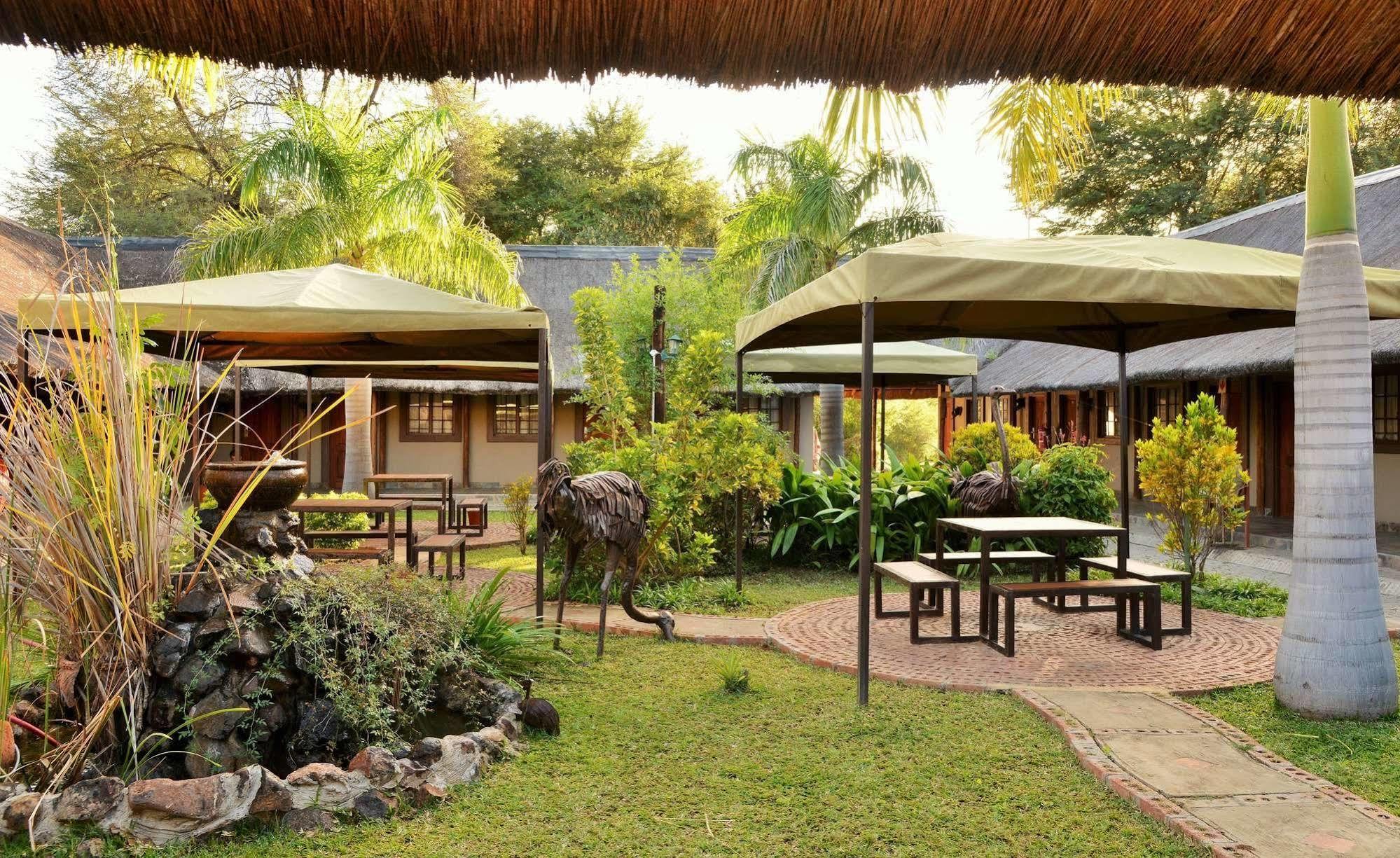 Thebe River Safaris Kasane Esterno foto