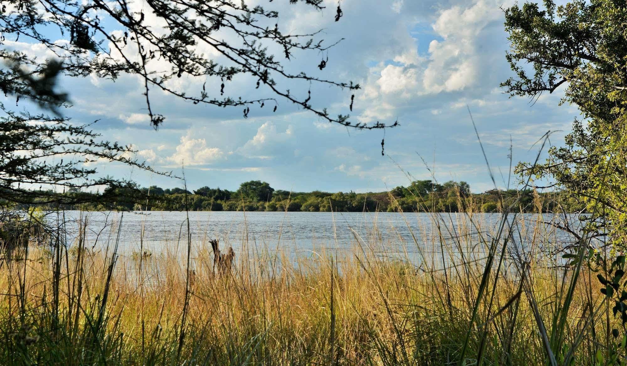 Thebe River Safaris Kasane Esterno foto